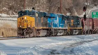 CSX M416 and G099 at Weverton along the Cumberland Sub