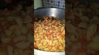 макароны плов готова приятного аппетита :-)