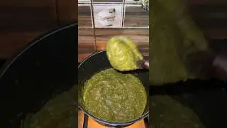 Frozen Saag Recipe🔥 #shorts #fizzafoodsecrets