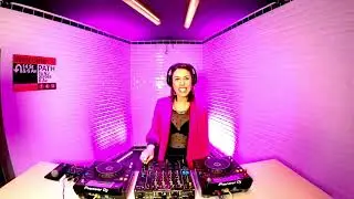 MARIE BERSON / 126 BPM - 005 BASS STATION