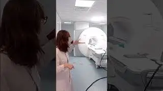 Folge Helena ins MRT zu einem Schmerzexperiment (1) #shorts