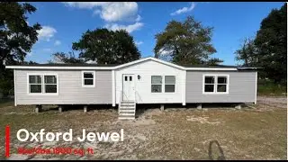 Oxford Jewel 3be/2ba 1800 sq. ft.