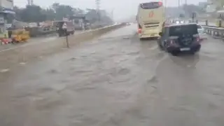 Heavy rainfall on National Highway in Hayathnagar #rainfall #rain #yt #ytviral #hyderabad #heavyrain