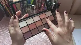 Makeup Revolution /  Палетка Reloaded Iconic 3.0