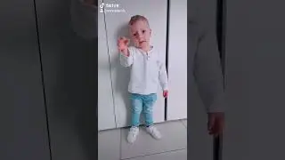 😂 😂 😂 😂 #brignano #babymaffin #alessandro #tiktok #commedy #erPijama
