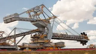 Coal exports driving Australia's record trade surplus