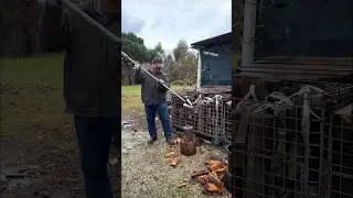 An easy way to saw wood .#shorts