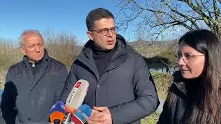 Del nga shtrati lumi Shkumbin / Ministri Vengu dhe Kryebashkiakja Sefa ne terren!