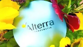 Test Gesichtspuder - Review Alterra Kompaktpuder in 01 light (Naturkosmetik)