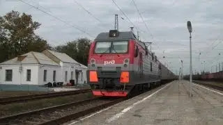 ЭП1М-703 с поездом №310 Воркута &mdash; Адлер