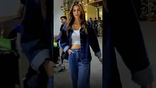 Who says🤪😘🥰 comfort can't be clas#KritiSanon #airportfashion#spottoday #viral #bollywood #actress