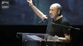 טקס האשכבה לאלון אבוטבול בתיאטרון הלאומי הבימה