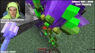 FoolishG, Ranboo and Purpled trading items whilest Tubbo and Quackity are fighting