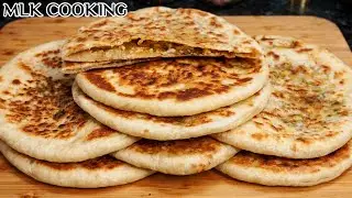 Flatbread  with cheese and spinach - خبز محشي بالجبن والسبانخ