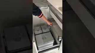 Be&eacute;p&iacute;tett szemetes fi&oacute;k