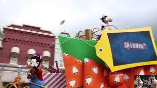 Move It! Shake It MousekeDance It! Street Party * WDW * Magic Kingdom * October 25, 2019