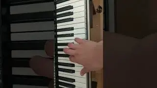 Чья песня ? (сорри не успел выучить улетаю через 1 час)