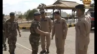 جلالة القائد الأعلى يزور قاعدة الشهيد الطيار موفق السلطي