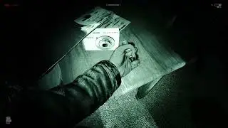 How to properly play Outlast : Return to the Administration Block