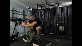 2018 08 31   Landmine Belt Squat 225x14