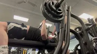 295 LB BENCH PRESS PR