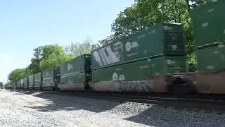 NORFOLK SOUTHERN GE ES40DC GEVO Southbound Intermodal Container Train