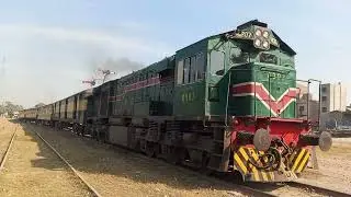 46DN Pakistan Express departure Hafizabad railway station #viral #vlog #pakistanrailways #youtube 