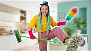 HAPPY CLEANING SONG &ndash; Tik Tok dances and cleaning hacks by La La Life (Music Video)