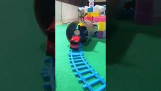 KERETA API THOMAS TABRAK BUS TAYO #toys #modelrailroad #train #mcqueen #mainanmurah
