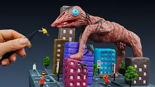 😱 Making BIG CHARLIE in the city - Trevor Henderson Creatures with Clay | Clay 1001