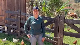 COMO É A VIDA DE UMA MULHER QUE MORA NO SÍTIO, VIVE DO LEITE E CUIDA DOS ANIMAIS