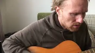 Chris Beach sjunger Mitt Lilla Barn av Jojje Wadenius och Barbro Lindgren.