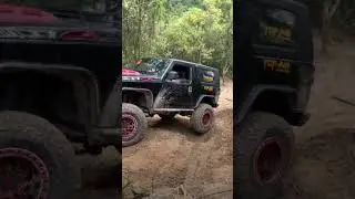 This #offroad was overturned by a rock, let's take a look at its #chassis and #suspension!#challenge