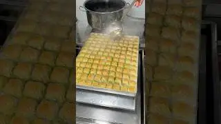 İ&ccedil;i kaymak dolu Midye Baklava #reklam Fıstıkbeyi Bursa Nil&uuml;fer