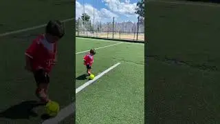 Amor pelo esporte ⚽❤️ #bayermunchen #futebolinfantil #maedemenino #paix&atilde;opelofutebol #futebol