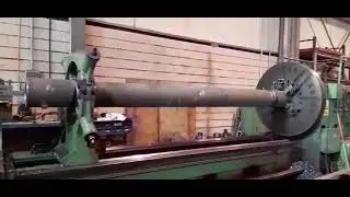 Torneando tubo de 6 metros para las obras del Satiago Bernabeu !