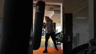 Dutch-Kickboxing HEAVY-Bag (Training) - Holland 🇳🇱 #shorts