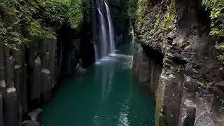 Kyushu&rsquo;s Hidden Gem: Takachiho Gorge (高千穂峡) | Mythical Japan in 4K