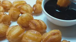 3 Ingredient Mini Churros, 5 minute to make Amazing Homemade Churros With Chocolate Sauce