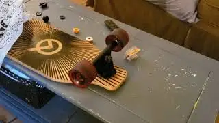 How to replace longboard bushings
