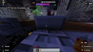 Mob maze: escaping the maze together (FINALLY)