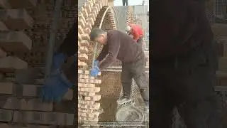 Building Arched Cave Homes with Red Bricks : Ancient Techniques Alive