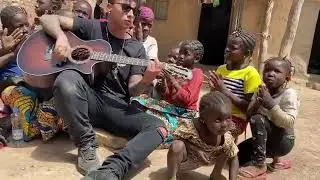 ULTIMO - POESIA SENZA VELI (LIVE UNICEF 2020)