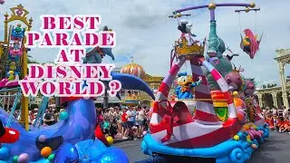 Is this the BEST Parade at Disney World?