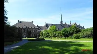 VAL-DIEU MET ZIJN ABDIJ, WATERMOLEN EN PARK