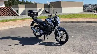CG TITAN 160 com ba&uacute; GIVI quadrado! O melhor ba&uacute; para a 160.