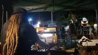 dj binghi jeh & asher s.@ doujah ss.-selecta kariboom fest #8 _m'tsanga beach, mayotte fr 2023 _clip