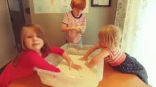 OOBLECK: Cheap and Easy DIY Kids Sensory Slime Activity