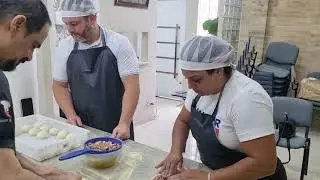 Neste aprendizado o pulo do gato é dado pelo Cheff Hassin do forma completa! #cursopizzadocheff