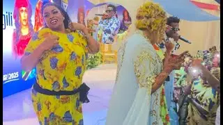 SHOW YA MSOMALI SIWA WA KOMBOLELA ASHINDWA KUJIZUIA AONDOKA NA KIJIJI MBELE YA KITASA NA MARIAM CHOZ